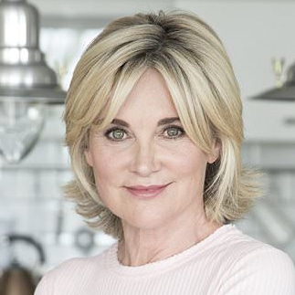 Anthea Turner Celebrity SAS Blue Peter interior design lifestyle healthy living TV presenter host at Great British Presenters