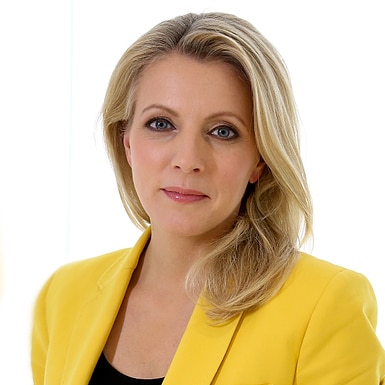 Julie-MacDonald-Scottish-Al-Jezeera-news-anchor-journalist-live-host-moderator-at-Great-British-Speakers