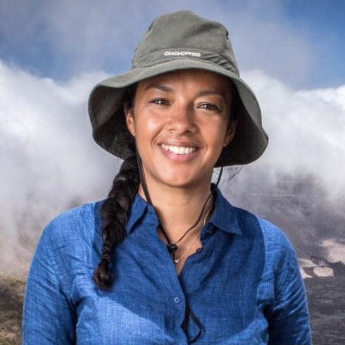 Liz-Bonnin-Biochemist-wild-animal-biologist-TV-presenter-Speaker-at-Great-British-Speakers