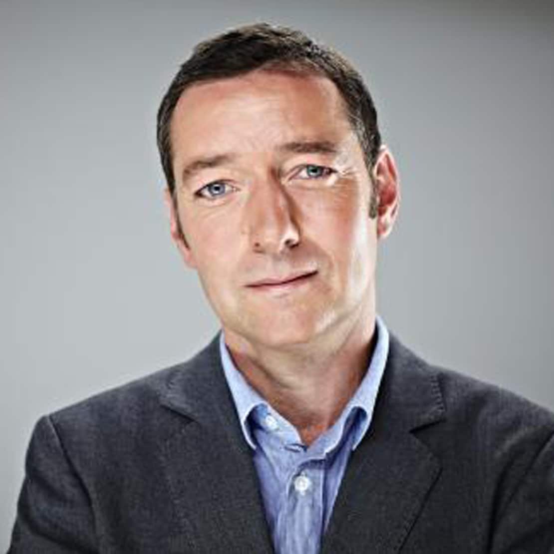 Ned-Boulting-cycling-reporter-presenter-writer-Award-winning-speaker-host-at-Great-British-Speakers