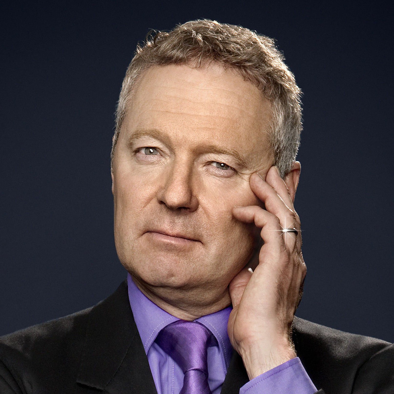 Rory-Bremner-stand-up-comedian-awards-host-after-dinner-speaker-inpressionist-at-Great-British-Speaker