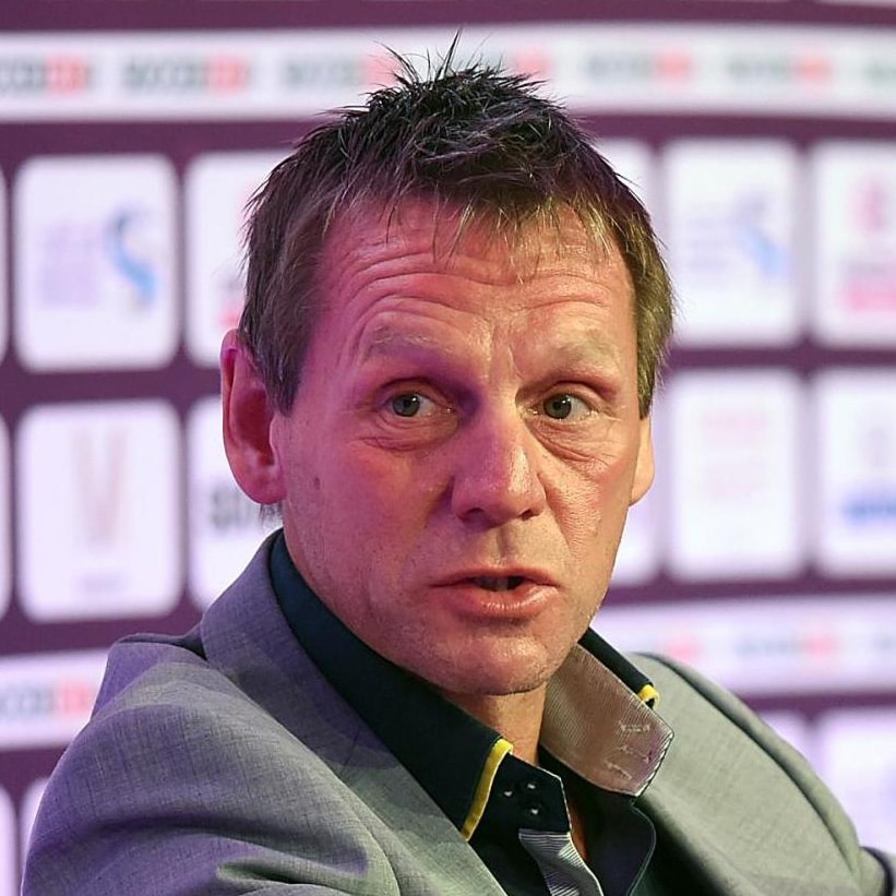 Stuart Pearce-Footballing-Legend-at-Great-British-Speakers