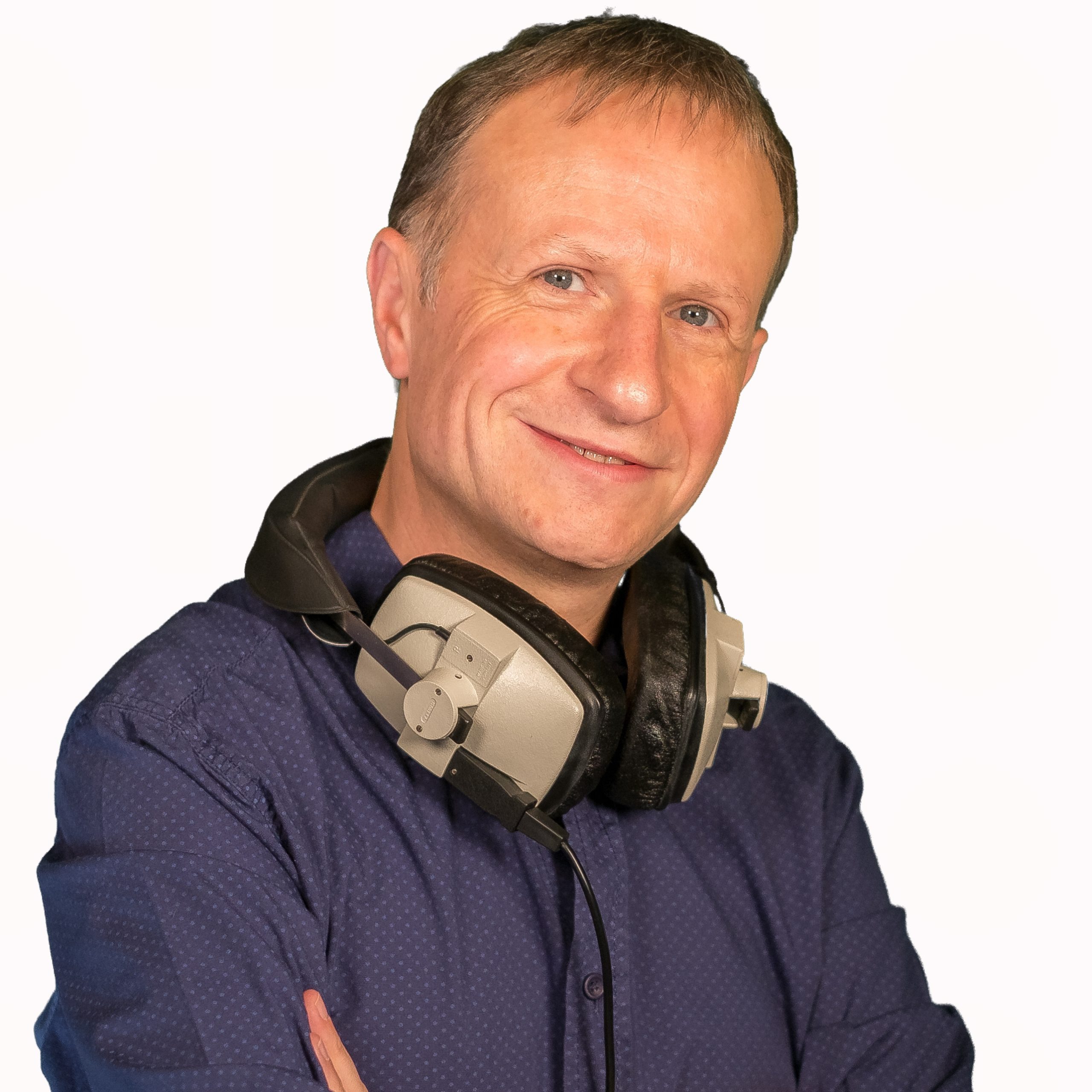 makr-r-british-broadcaster-voiceover-artist